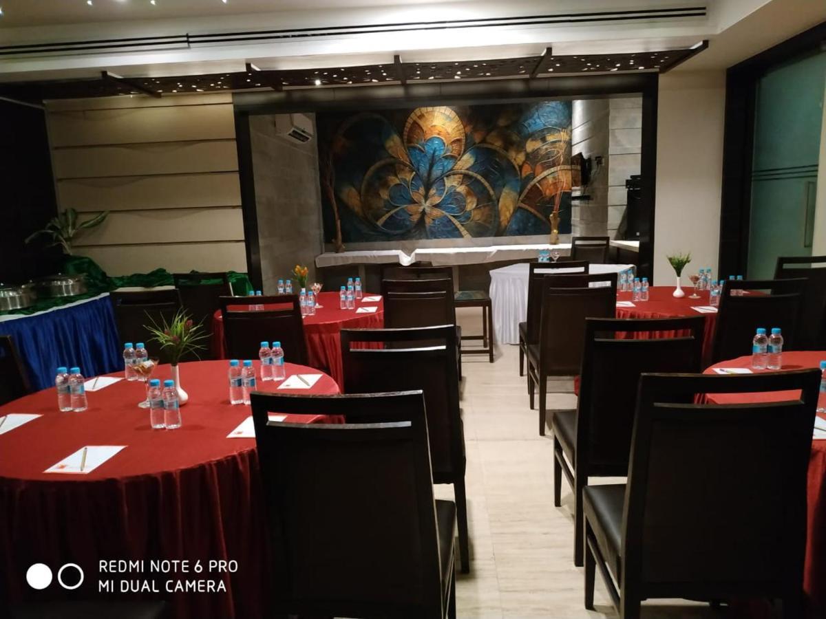 普纳塔拉瓦德克拉克酒店 浦那 外观 照片