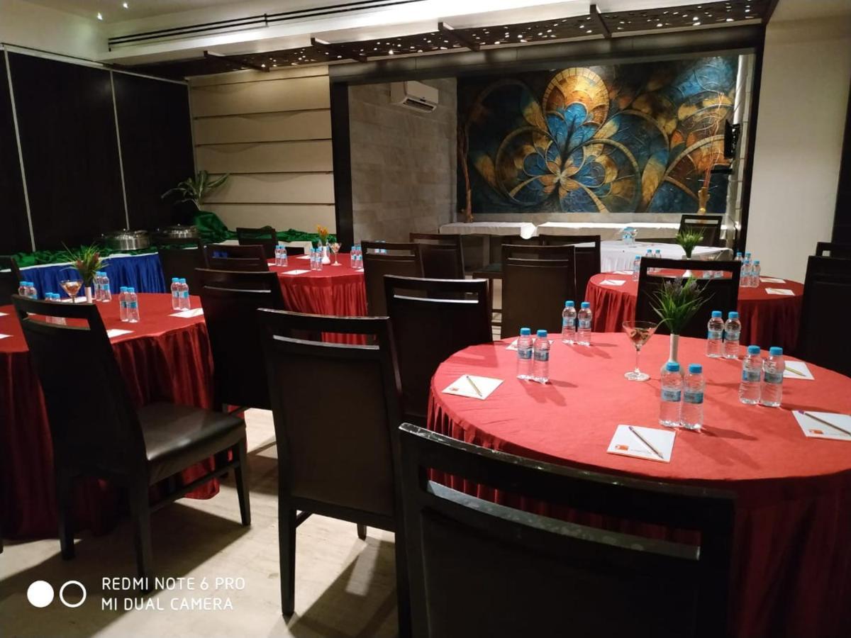 普纳塔拉瓦德克拉克酒店 浦那 外观 照片
